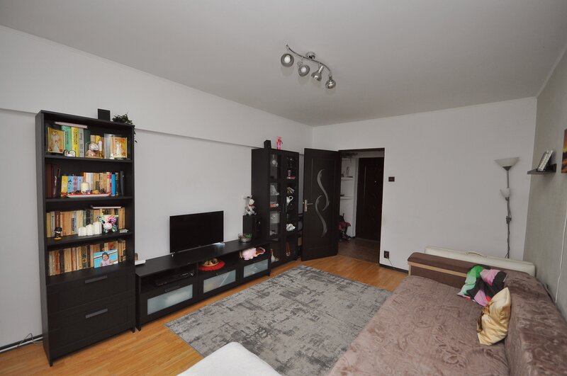 Pantelimon, Vergului, parc Morarilor, apartament 3 camere decomandat 78mp